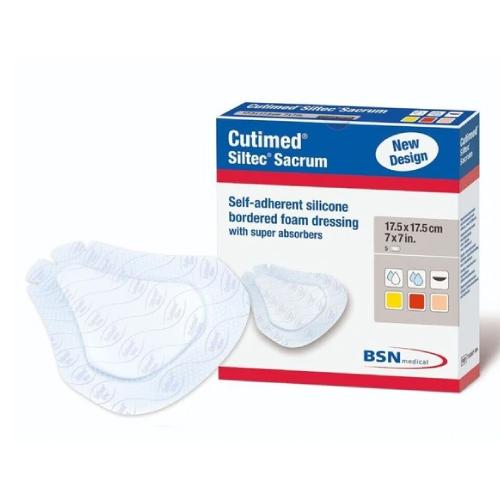 APOSITO DE ESPUMA SACRA MULTICAPA ABSORBENTE CON LÁMINA Y BORDE AUTOADHERENTE DE SILICONA “CUTIMED SILTEC SACRUM” ESSITY / 17.5 X17.5CM / CAJA 5 APOSITOS